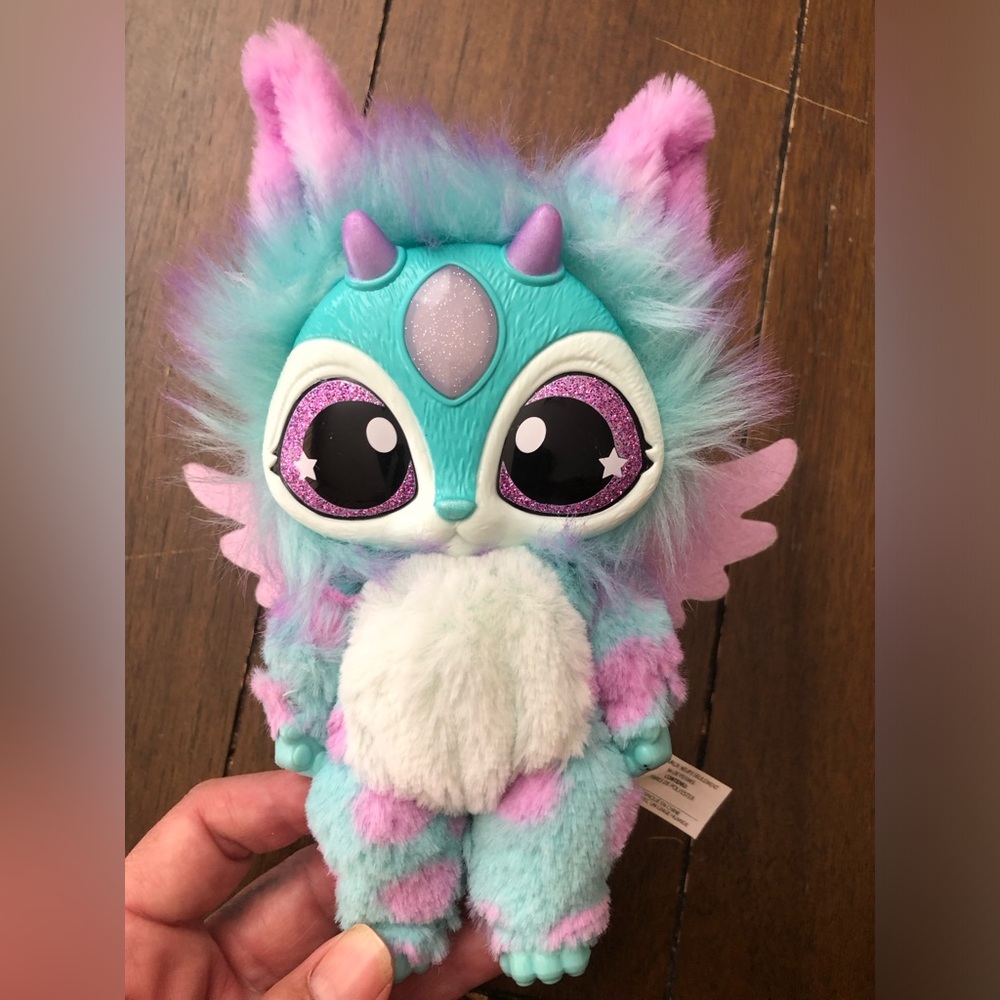 Magic Mixies Magical Misting Interactive Pet Plush Doll